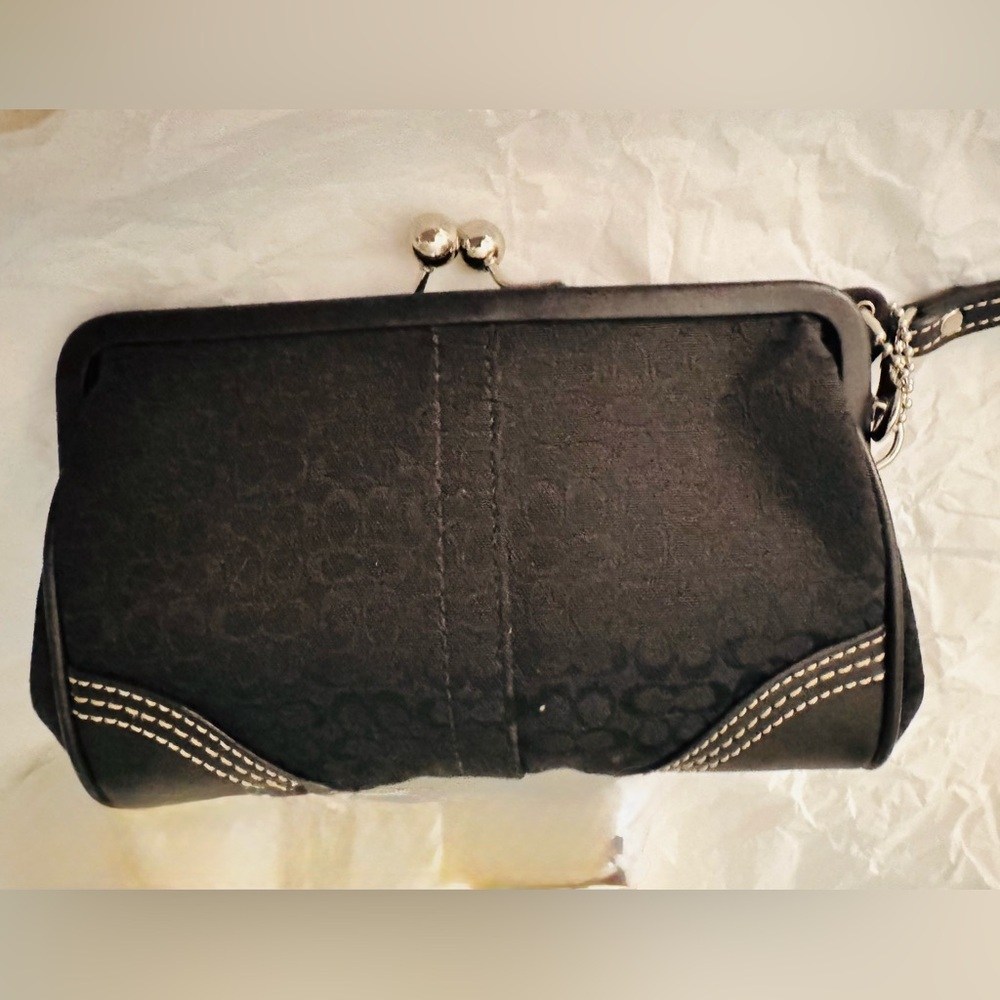 Coach rare vintage Y2K Soho Kisslock Wristlet signature jacquard leather - Picture 14 of 17